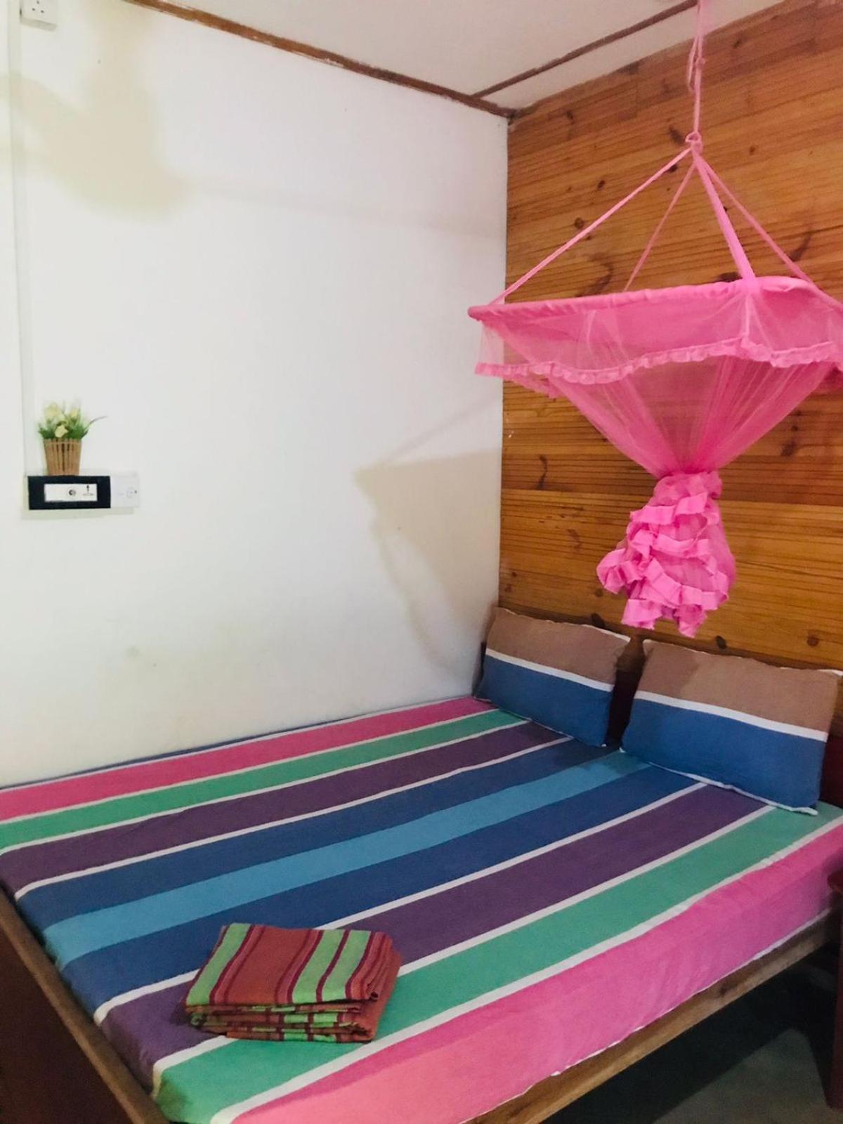 Walkers Hostel Trincomalee Exterior photo